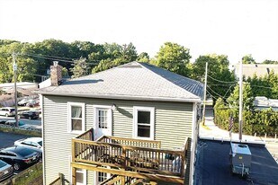 23 Desmoines Rd, Unit 2 in Quincy, MA - Building Photo