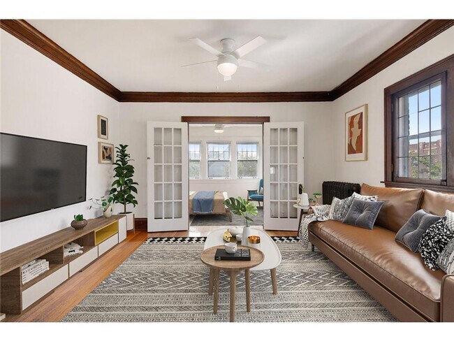 2415 Harriet Ave-Unit -2 in Minneapolis, MN - Building Photo - Building Photo