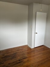 2360 W Holly St in Fayetteville, AR - Building Photo - Building Photo