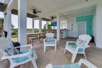 4112 Isla Del Sol Dr in Galveston, TX - Building Photo - Building Photo