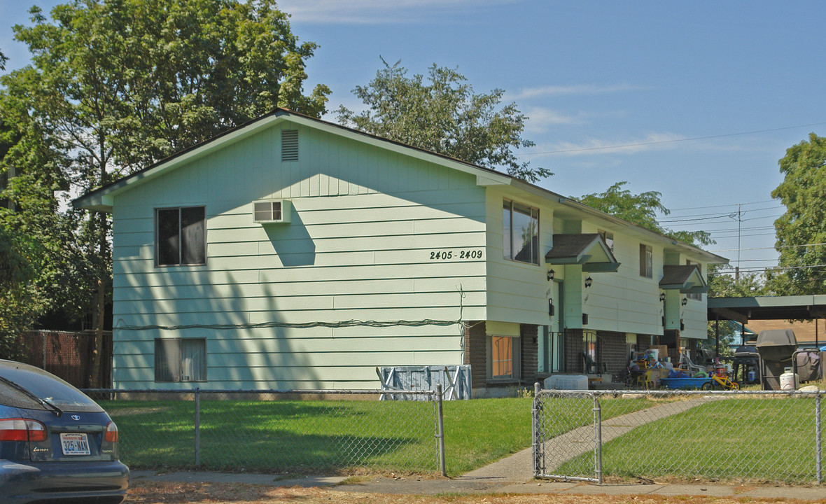 2405 Cincinnati St in Spokane, WA - Building Photo