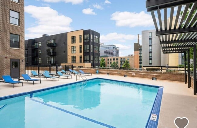 401 S 1st St, Unit 15th floor in Minneapolis, MN - Building Photo - Building Photo