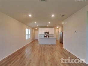 5116 Saddle Clb Dr in Georgetown, TX - Building Photo - Building Photo