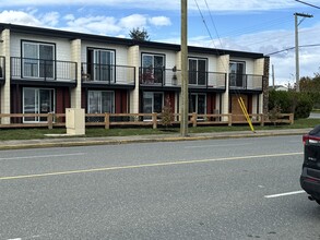 1500 Dogwood St in Campbell River, BC - Building Photo - Building Photo