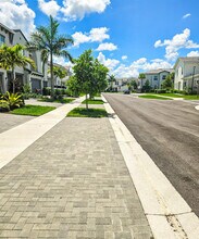 5300 Thatcher Ct in Westlake, FL - Building Photo - Building Photo