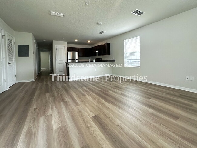 6522 Sweetbay Ln, Unit 102 in Jacksonville, FL - Foto de edificio - Building Photo