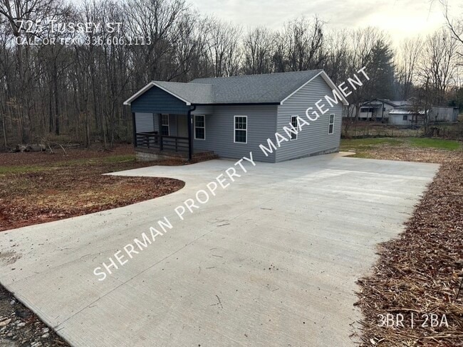 property at 725 Tussey St
