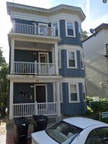 47 Beech Glen St, Unit 2 Apartamentos