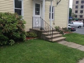 107 Broad St in Marlborough, MA - Building Photo - Building Photo