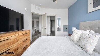 2165 Nolensville Pk, Unit 1-416 in Nashville, TN - Building Photo - Building Photo