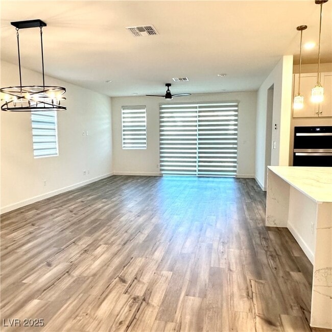 8948 Marigold Crk St