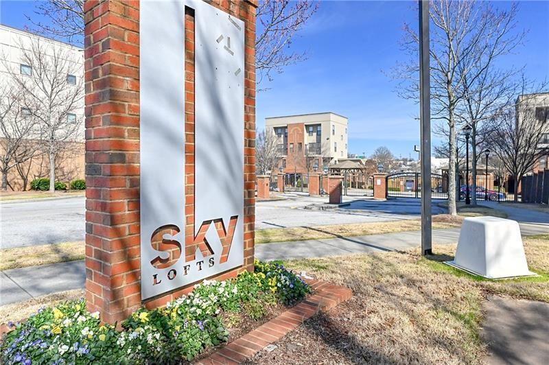 898 Oak St SW in Atlanta, GA - Building Photo
