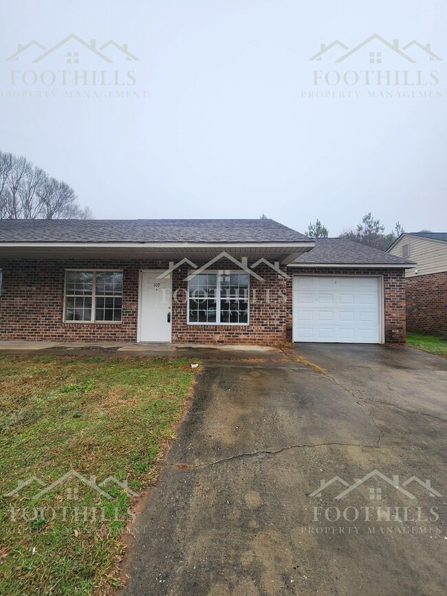 109 Premiere Ct in Anderson, SC - Building Photo - Building Photo