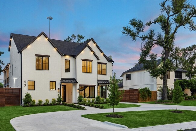 431 W 30th St in Houston, TX - Building Photo - Building Photo