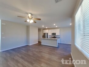 9658 Rankin Rdg Ct in Las Vegas, NV - Foto de edificio - Building Photo