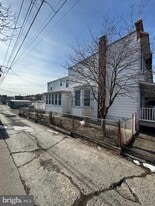 1060 Pike St in Reading, PA - Building Photo