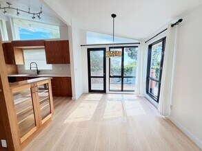 805 Margo St in Santa Barbara, CA - Building Photo - Building Photo
