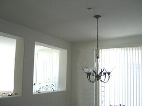 1325 Juanita Ave in Oxnard, CA - Building Photo - Building Photo