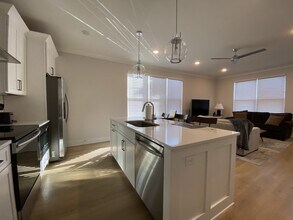 105 Duke St in Nashville, TN - Building Photo - Building Photo