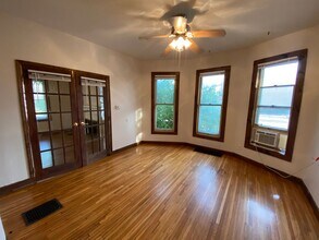 2334 Indianola Ave in Columbus, OH - Building Photo - Building Photo