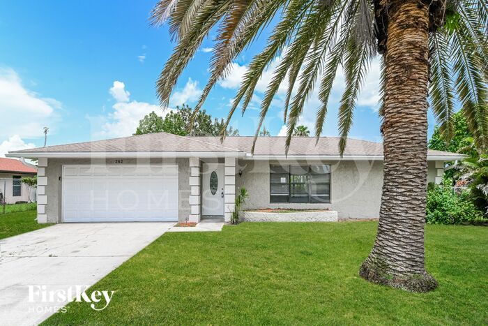 282 Ground Dove Cir in Lehigh Acres, FL - Foto de edificio