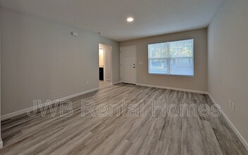 917 Oakley St in Jacksonville, FL - Building Photo - Building Photo
