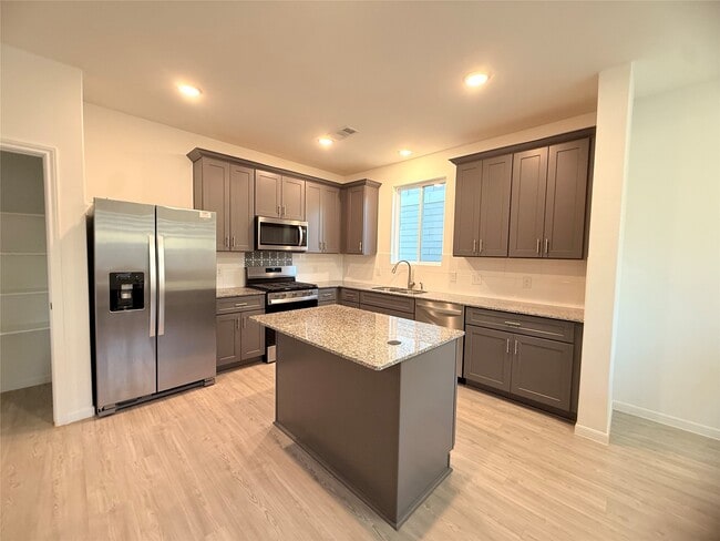 24619 Applewood Crst Ln