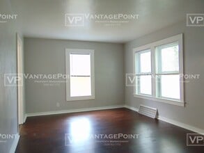 633 State St in Menasha, WI - Building Photo - Building Photo