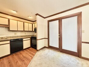 5125 Autumncrest Dr in Greensboro, NC - Building Photo - Building Photo