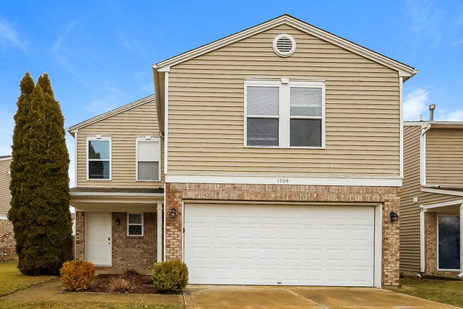 property at 1709 Feather Reed Ln