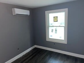 5-7 Knapps Park Dr in Fairfield, CT - Building Photo - Building Photo