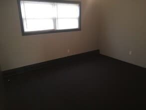 290-330 N 3rd St in Conneaut Lake, PA - Building Photo - Building Photo