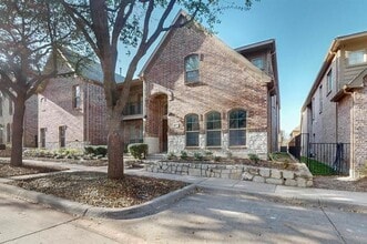 6818 Cortona Ln in Frisco, TX - Building Photo - Building Photo