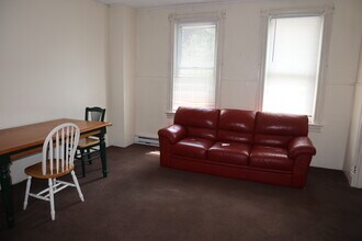 416 Cherry Ave, Unit 416 in California, PA - Building Photo - Building Photo