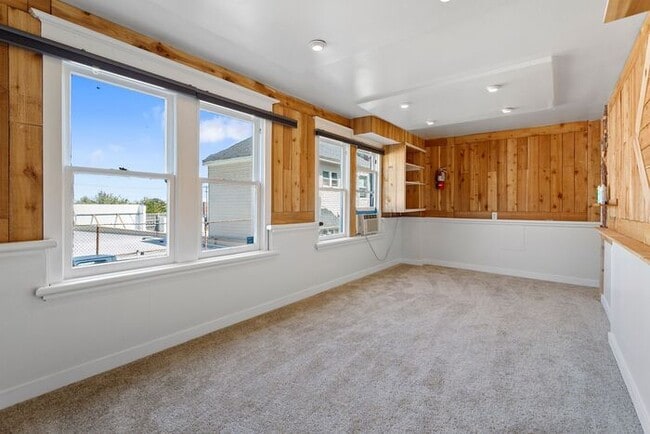 property at 801 SW Green Ave