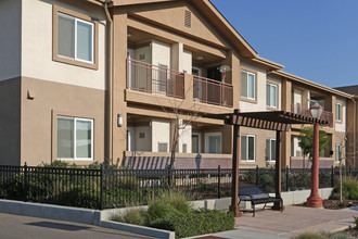 Emperor Estates in Dinuba, CA - Building Photo - Building Photo