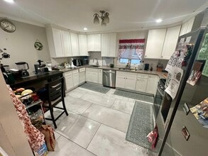 327 Edgewood Rd in Linden, NJ - Building Photo - Building Photo