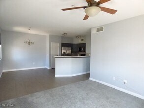 50 Aura de Blanco St in Henderson, NV - Building Photo - Building Photo