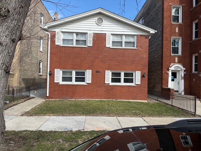 property at 11137 S Emerald Ave