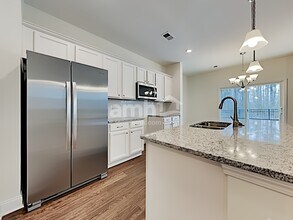 306 Bering Ln in Summerville, SC - Building Photo - Building Photo