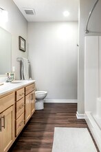 The Reserve on 77 in Lincoln, NE - Foto de edificio - Building Photo