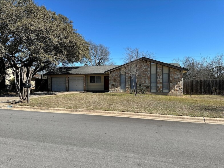 304 S Mt Rushmore Dr, Unit 0617 in Cedar Park, TX - Building Photo