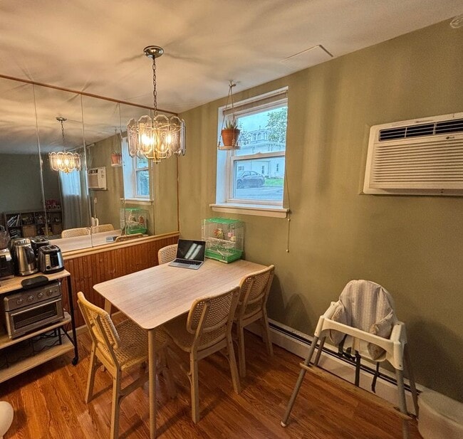 304 Regency Park Dr in Agawam, MA - Building Photo - Building Photo