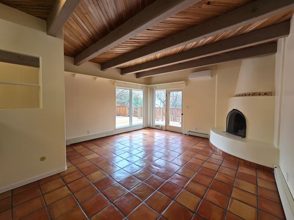 2920 Plaza Blanca in Santa Fe, NM - Building Photo