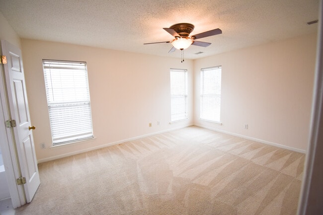 104 Summit Ridge Cir in Columbia, SC - Building Photo - Building Photo