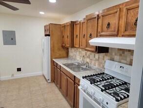 1834 Beach Ave in Atlantic City, NJ - Building Photo - Building Photo