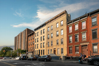 190 Rockaway Ave in Brooklyn, NY - Building Photo - Building Photo