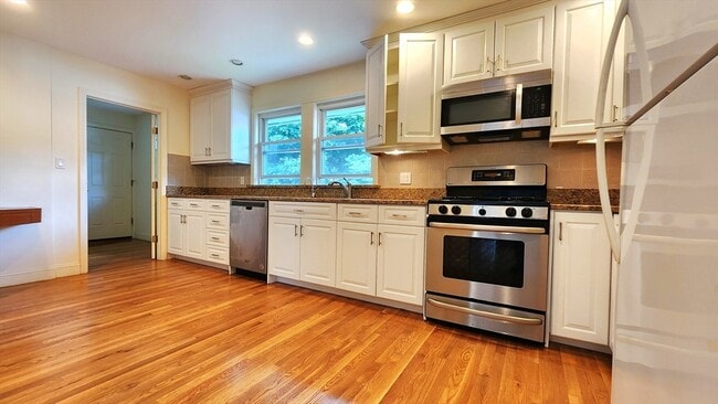 177 Trapelo Rd in Belmont, MA - Building Photo - Building Photo