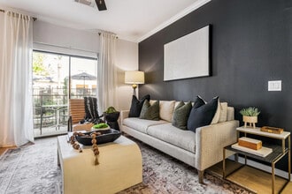 Evergreen at Sterling Ridge in The Woodlands, TX - Foto de edificio - Building Photo