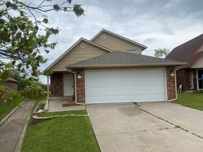 property at 1811 SW 20th St